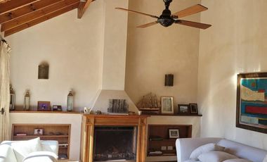Casa en Alquiler  Pacheco Golf Club 4 dormitorios con jardin y pileta