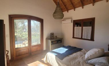 Casa en Alquiler  Pacheco Golf Club 4 dormitorios con jardin y pileta