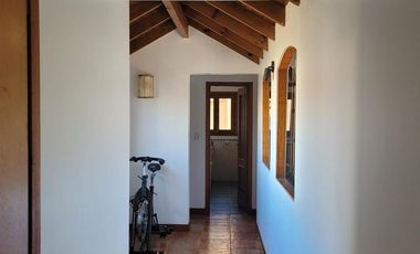 Casa en Alquiler  Pacheco Golf Club 4 dormitorios con jardin y pileta