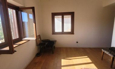 Casa en Alquiler  Pacheco Golf Club 4 dormitorios con jardin y pileta