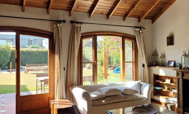 Casa en Alquiler  Pacheco Golf Club 4 dormitorios con jardin y pileta