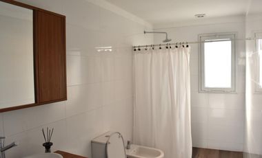 ALQUILER - CASA A LAGUNA - SAN BENITO - VILLANUEVA - BENAVIDEZ