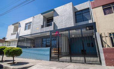 CASA EN VENTA EN FRACCIONAMIENTO COLÓN,GUADALAJARA , JAL