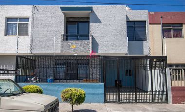 CASA EN VENTA EN FRACCIONAMIENTO COLÓN,GUADALAJARA , JAL