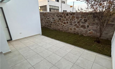 CASA EN RENTA EL MOLINO RESIDENCIAL & GOLF