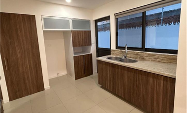 CASA EN RENTA EL MOLINO RESIDENCIAL & GOLF