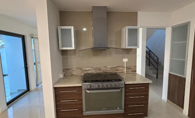 CASA EN RENTA EL MOLINO RESIDENCIAL & GOLF