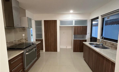 CASA EN RENTA EL MOLINO RESIDENCIAL & GOLF