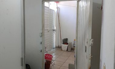 CASA EN VENTA EN FRACCIONAMIENTO INFONAVIT GRIJALVA