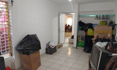 CASA EN VENTA EN FRACCIONAMIENTO INFONAVIT GRIJALVA