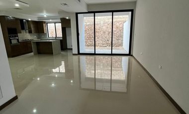 Hermosa Casa Equipada en VENTA | Fracc. Valdivia II