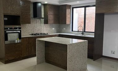 Hermosa Casa Equipada en VENTA | Fracc. Valdivia II