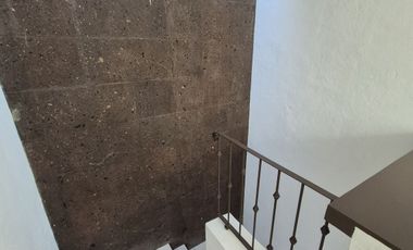 RENTA CASA REAL DEL BOSQUE