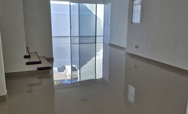 RENTA CASA REAL DEL BOSQUE