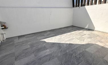 RENTA CASA REAL DEL BOSQUE