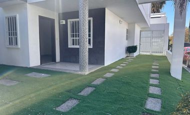 RENTA CASA REAL DEL BOSQUE