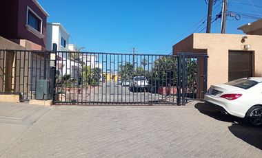 CONDOMINIO DE  RENTA CENTRICO EN  ROSARITO