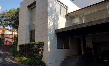 VENDO CASA EN CONDOMINIO EN TECAMACHALCO