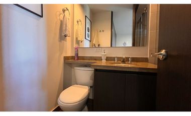 Vendo lindo apartamento con excelentes zonas verdes.