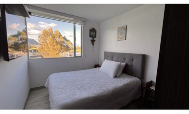 Vendo lindo apartamento con excelentes zonas verdes.