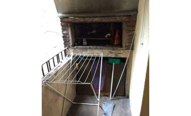 MORENO 1512. Interna dos Dormitorios. EXCELENTE UBICACION.