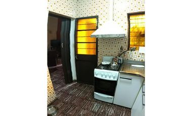 MORENO 1512. Interna dos Dormitorios. EXCELENTE UBICACION.