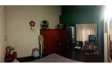 MORENO 1512. Interna dos Dormitorios. EXCELENTE UBICACION.