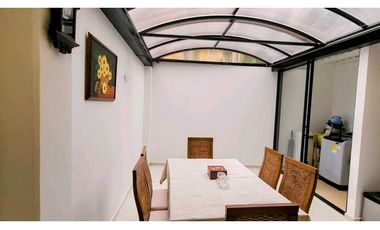 VENDO CASA EN LA VEGA