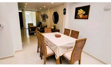 VENDO CASA EN LA VEGA