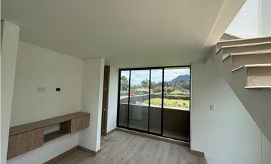 Casa para estrenar en venta en Chía