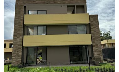 Casa para estrenar en venta en Chía