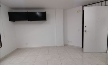 OFICINA CONSULTORIO EN RENTA EN  EL LAGO-BOGOTA