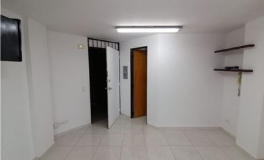 OFICINA CONSULTORIO EN RENTA EN  EL LAGO-BOGOTA