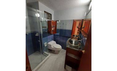 APARTAMENTO PARA LA VENTA EN BARRIO PINARES-PEREIRA
