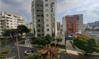 APARTAMENTO PARA LA VENTA EN BARRIO PINARES-PEREIRA