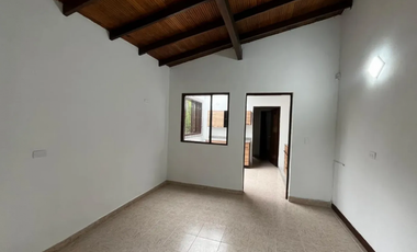 Casa comercial poblado