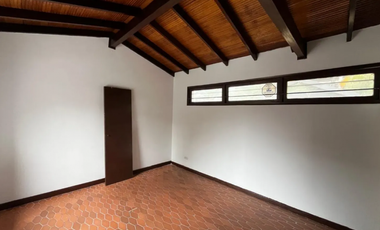 Casa comercial poblado
