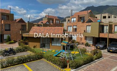 SE ARRIENDA CASA EN COTA CUNDINAMARCA