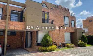 SE ARRIENDA CASA EN COTA CUNDINAMARCA