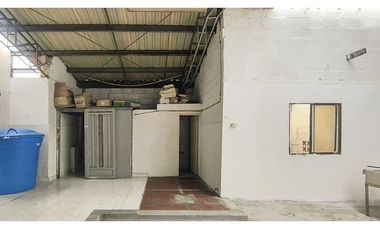 Bodega en venta en sector de Trinidad