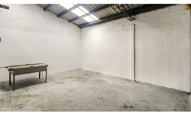 Bodega en venta en sector de Trinidad
