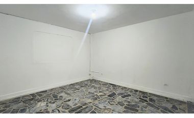 Bodega en venta en sector de Trinidad