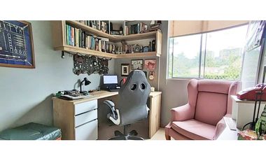 Vendo moderno apto en Suramérica 3 alcobas mas estudio