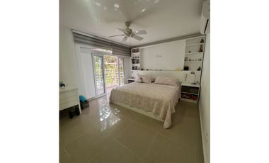 En Venta casa en la castellana