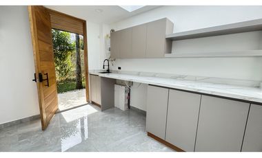 vendo casa finca campestre la Ceja Antioquia, el capiro SMG