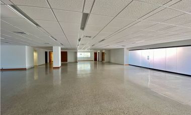SE ARRIENDA LOCAL COMERCIAL EN PRADO PLAZA, SANTA MARTA