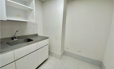 SE ARRIENDA LOCAL COMERCIAL EN PRADO PLAZA, SANTA MARTA