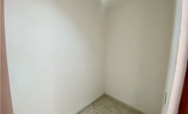 SE ARRIENDA LOCAL COMERCIAL EN PRADO PLAZA, SANTA MARTA