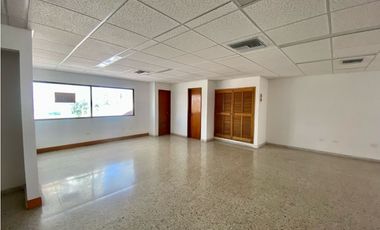 SE ARRIENDA LOCAL COMERCIAL EN PRADO PLAZA, SANTA MARTA