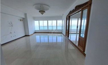 Apartamento castillogrande frente a la bahia